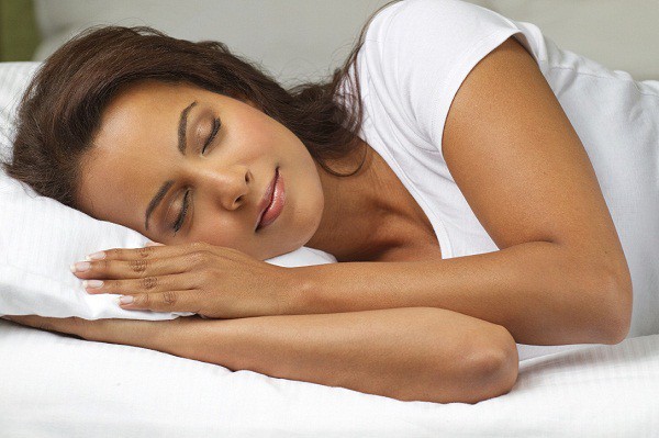 sulit-tidur-lebih-awal-coba-simak-tips-ini